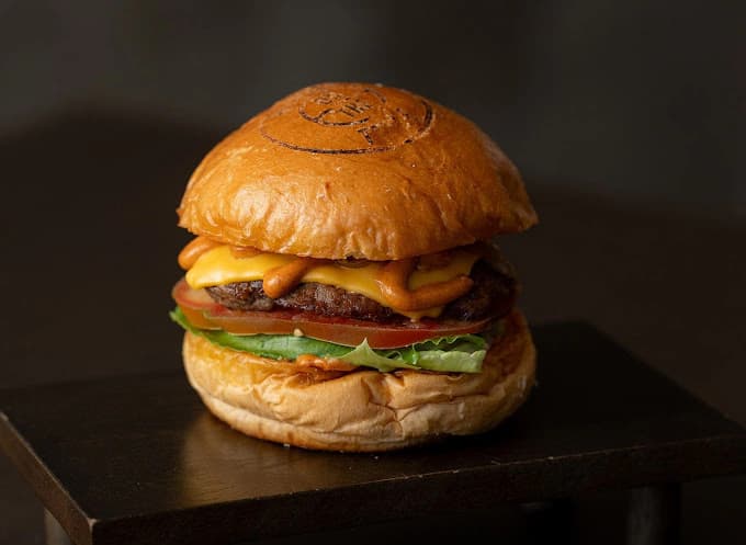 Burger On the Table (BOT) photo 2