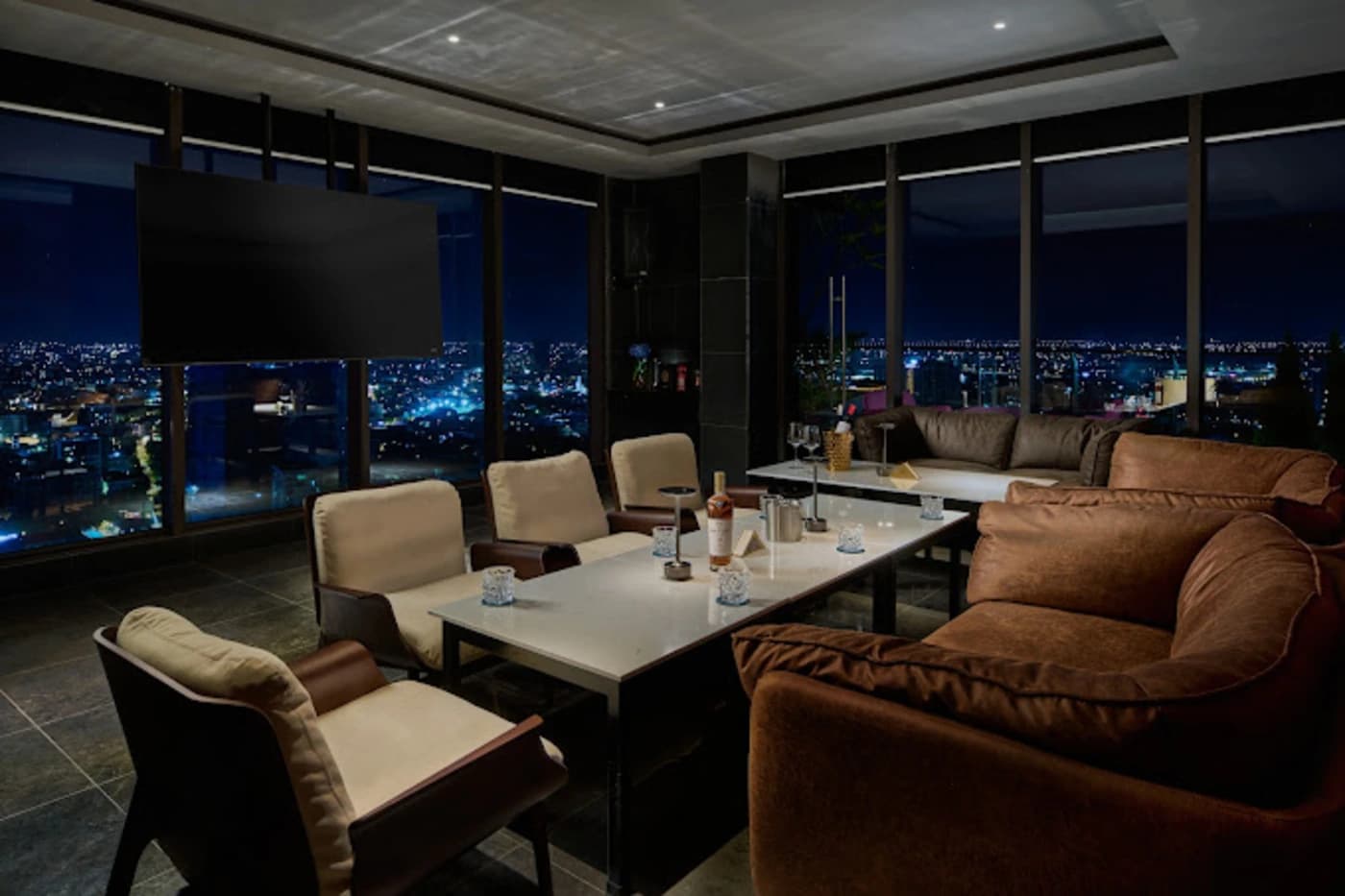 HighGround Sky Bar TK photo 7