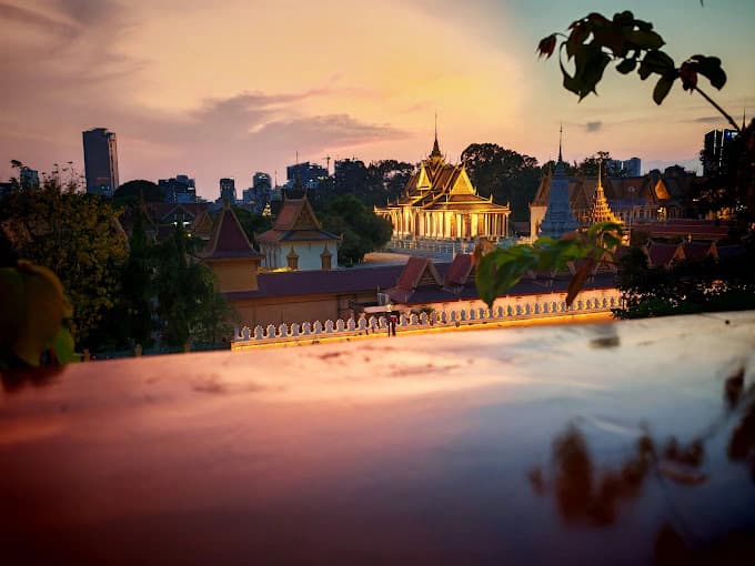 Organic Skybar at Palace Gate Hotel & Resort by EHM photo 3