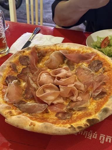 Piccola Italia Da Luigi Pizzeria photo 2