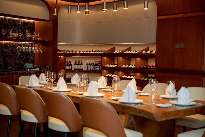 Topaz Restaurant - TheCommune