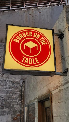 Burger On the Table (BOT)